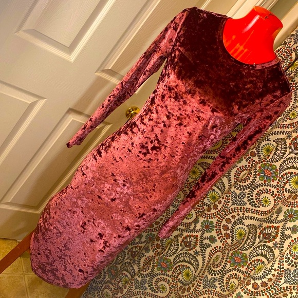 MICHAEL Michael Kors Dresses & Skirts - MICHAEL MICHAEL KORS Velur Purple Velvet Long Sleeve Dress